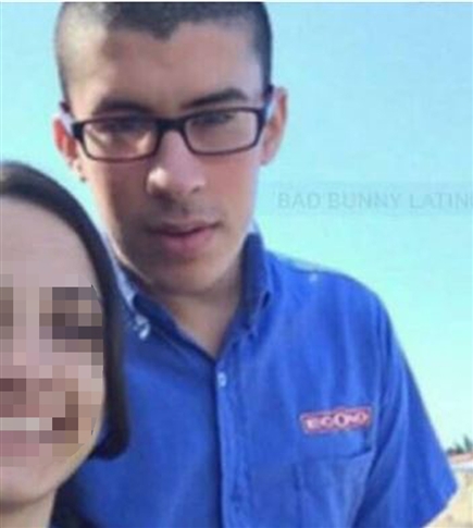 Bad Bunny cuando trabajaba en el Supermercado Econo