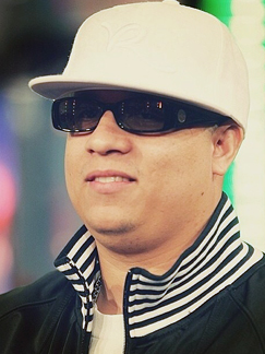 Héctor El Father