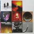 Portada de Pearl Jam Holiday Singles