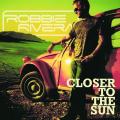 Portada de Closer to the Sun