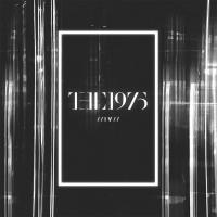 Canción 'Fallingforyou' del disco 'IV' interpretada por The 1975 Canción 'Fallingforyou' del disco 'IV' interpretada por The 1975