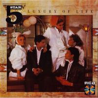 Canción 'System Addict' del disco 'Luxury of Life' interpretada por Five Star Canción 'System Addict' del disco 'Luxury of Life' interpretada por Five Star