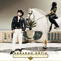'Y Me Besa' de Gerardo Ortiz. Disco: Archivos de Mi Vida Y Me Besa - Gerardo Ortiz