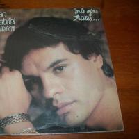 'Mis ojos tristes' de Juan Gabriel. Disco: Mis ojos tristes Mis ojos tristes - Juan Gabriel