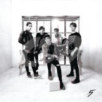 Canción 'No Le Hablen De Amor' del disco '.5' interpretada por CD9 Canción 'No Le Hablen De Amor' del disco '.5' interpretada por CD9