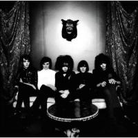 Canción 'Count In Fives' del disco 'Strange House' interpretada por The Horrors Canción 'Count In Fives' del disco 'Strange House' interpretada por The Horrors