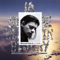 Canción 'L'espoir fait vivre' del disco 'La Superbe' interpretada por Benjamin Biolay Canción 'L'espoir fait vivre' del disco 'La Superbe' interpretada por Benjamin Biolay