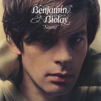 Canción 'Chaise à tokyo' del disco 'Négatif' interpretada por Benjamin Biolay Canción 'Chaise à tokyo' del disco 'Négatif' interpretada por Benjamin Biolay