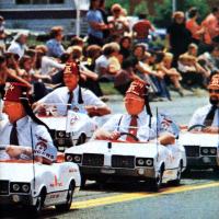 AT MY JOB, letra y canción de Dead Kennedys. Disco: Frankenchrist AT MY JOB letra DEAD KENNEDYS
