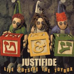 Change del álbum 'Life Outside the Toybox'