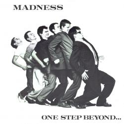 Chipmunks are Go del álbum 'One Step Beyond'