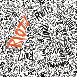 Crushcrushcrush del álbum 'Riot! (Deluxe Version)'