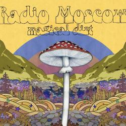 So Alone de Radio Moscow