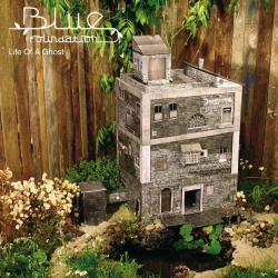 Little by little del álbum 'Life of a Ghost'