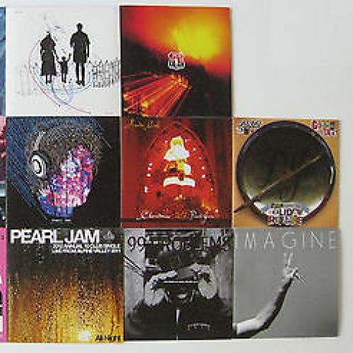 Pearl Jam Holiday Singles - Can't Help Falling In Love Again