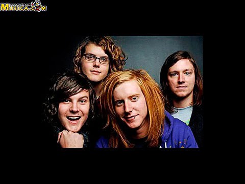 Friendship Is A Touchy Subject de We The Kings