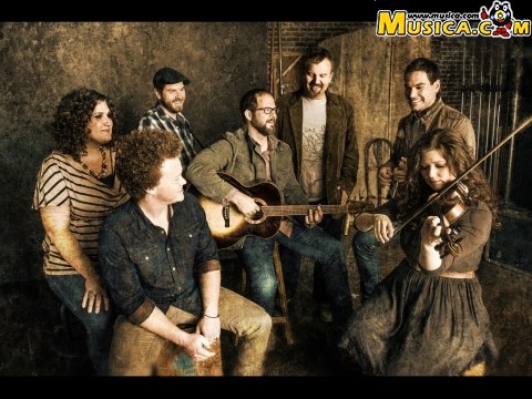 Letra 'While were you sleeping' de Casting Crowns Casting Crowns