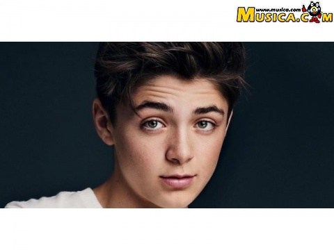 I Knew You Were Waiting (For Me) de Asher Angel
