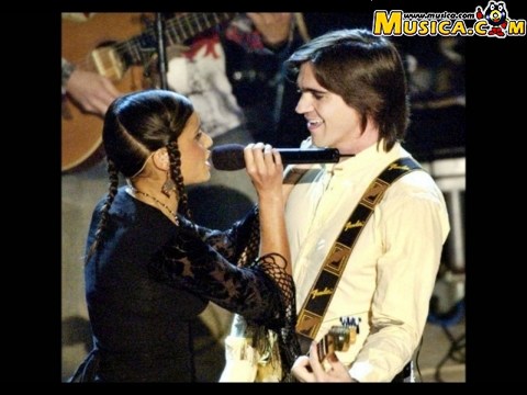 Abre Tu Corazón de Juanes & Nelly Furtado