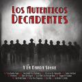 Canción Y la banda sigue (ft. Cacho Castaña)