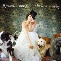 Chasing Pirates Chasing Pirates de Norah Jones