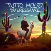 Canción 'Tutto Molto Interessante' interpretada por Fabio Rovazzi Canción 'Tutto Molto Interessante' interpretada por Fabio Rovazzi