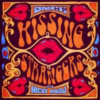 Kissing Strangers Kissing Strangers de DNCE