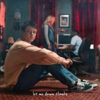 Canción 'Let Me Down Slowly' interpretada por Alec Benjamin Canción 'Let Me Down Slowly' interpretada por Alec Benjamin