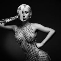 Canción 'Started' interpretada por Iggy Azalea Canción 'Started' interpretada por Iggy Azalea