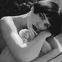 Canción 'He Don't Love Me' interpretada por Winona Oak Canción 'He Don't Love Me' interpretada por Winona Oak