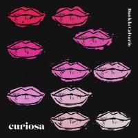 Curiosa Curiosa de Daniela Calvario