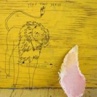 Canción 'Gold Lion' interpretada por Yeah Yeah Yeahs Canción 'Gold Lion' interpretada por Yeah Yeah Yeahs