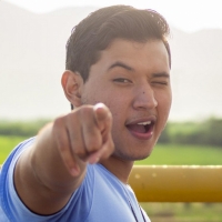 'Disfrutemos El Momento' de Sammy Vasni Disfrutemos El Momento - Sammy Vasni
