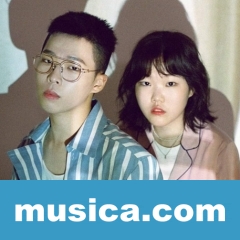 Time and Fallen Leaves de AKMU
