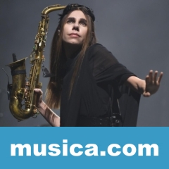The Whores Hustle, And The Hustlers Whore de PJ Harvey