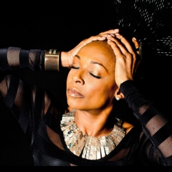 Siedah Garrett