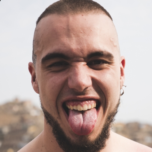 Canción 'Libre' interpretada por Hard GZ Canción 'Libre' interpretada por Hard GZ