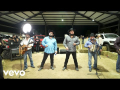 Que Los Cuartitos No Falten (ft. Carlos Y Jose Jr)