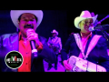 Ni Amores Ni Deudas (ft. Los Invasores de Nuevo León)