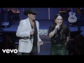 Letra Abrázame Y Bésame (ft. Jennifer Peña)