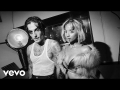 Letra Talk to Me (ft. Tyla, Nile Rodgers)
