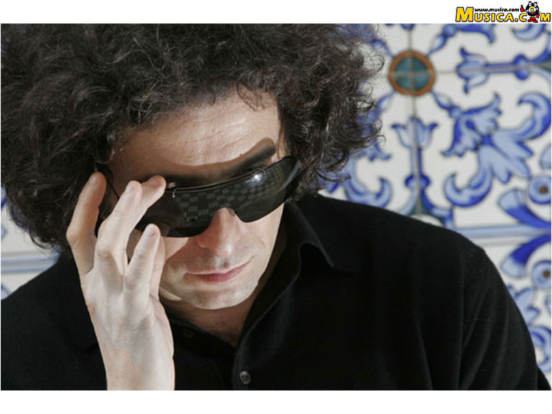 Fondo de pantalla de Andrés Calamaro