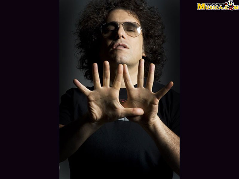 Fondo de pantalla de Andrés Calamaro