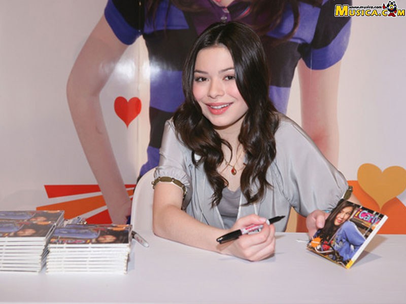 Fondo de pantalla de Miranda Cosgrove