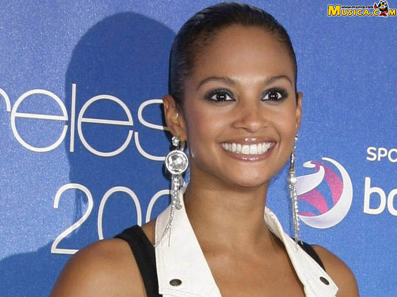 Fondo de pantalla de Alesha Dixon