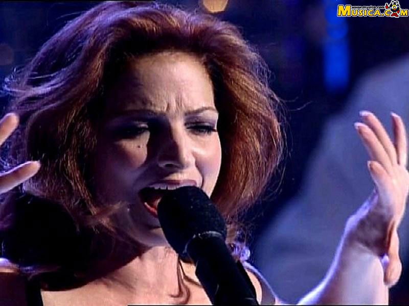Fondo de pantalla de Gloria Estefan