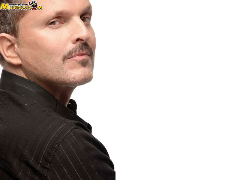 Fondo de pantalla de Miguel Bosé