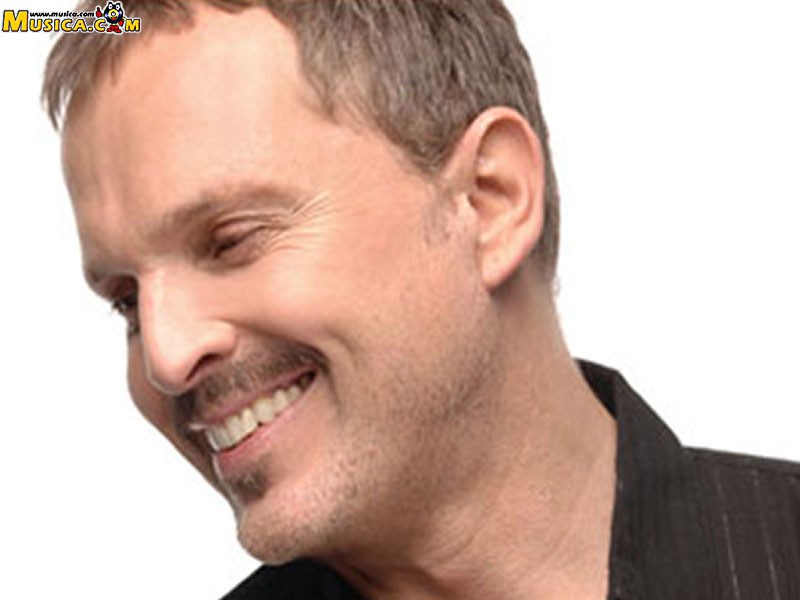 Fondo de pantalla de Miguel Bosé