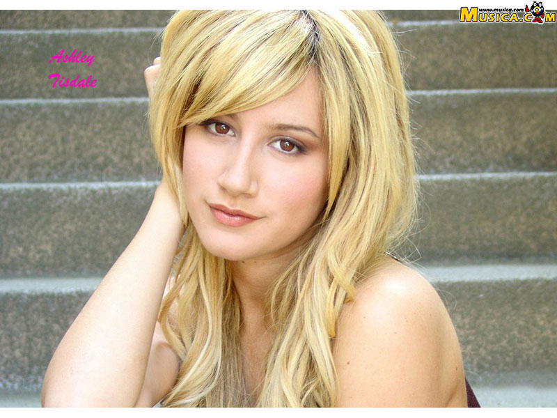 Fondo de pantalla de Ashley Tisdale