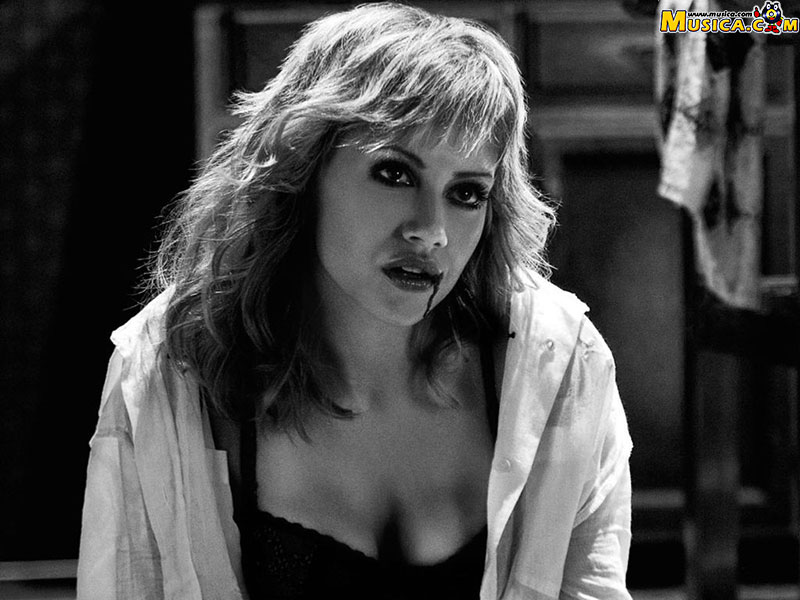 Fondo de pantalla de Brittany Murphy